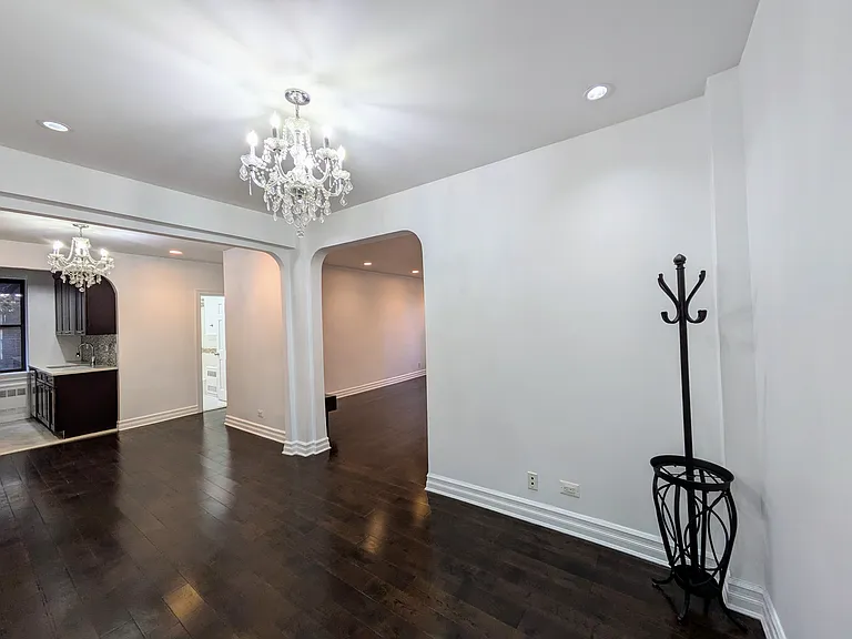 80-09 35th Ave #B6 — Photo 8