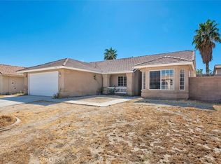 5720 Barcelona Dr, Palmdale, CA 93552