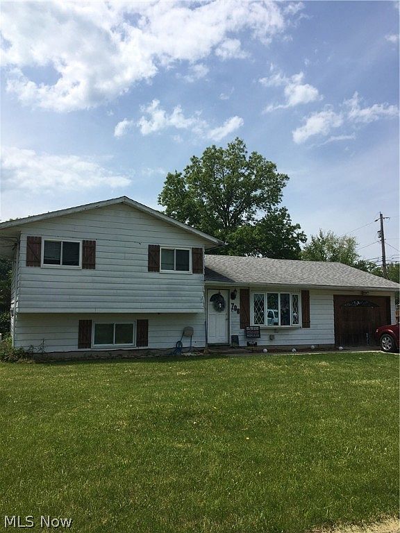 708 W Shore Blvd, Sheffield Lake, OH 44054 Zillow