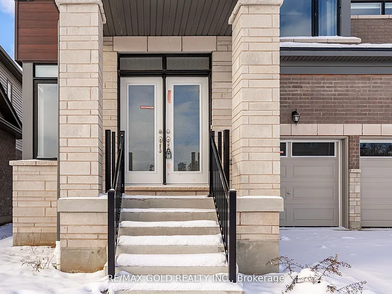 33 Gilham Way — Photo 4