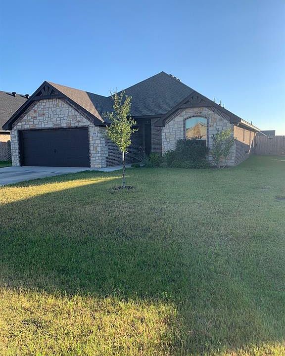 1st image of 456 Silverton Dr