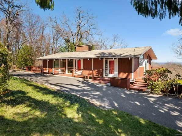 53 Highridge Road, Simsbury, CT 06092