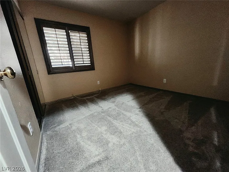 1516 Waterton Dr — Photo 12