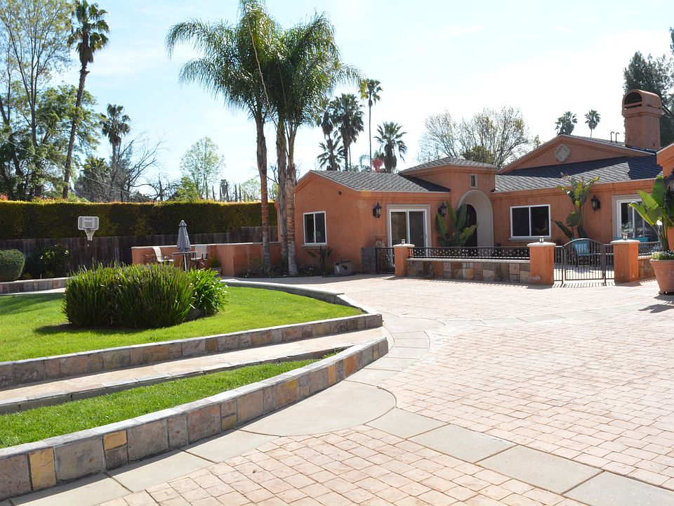 1st image of 22744 Erwin St