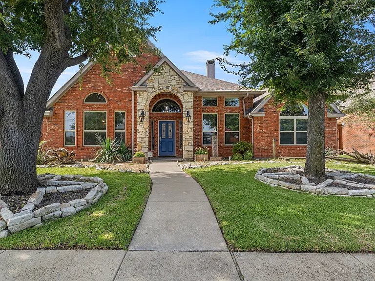 1003 Hunters Creek Dr — Photo 14