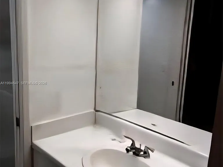 900 SW 142nd Ave #114L — Photo 13