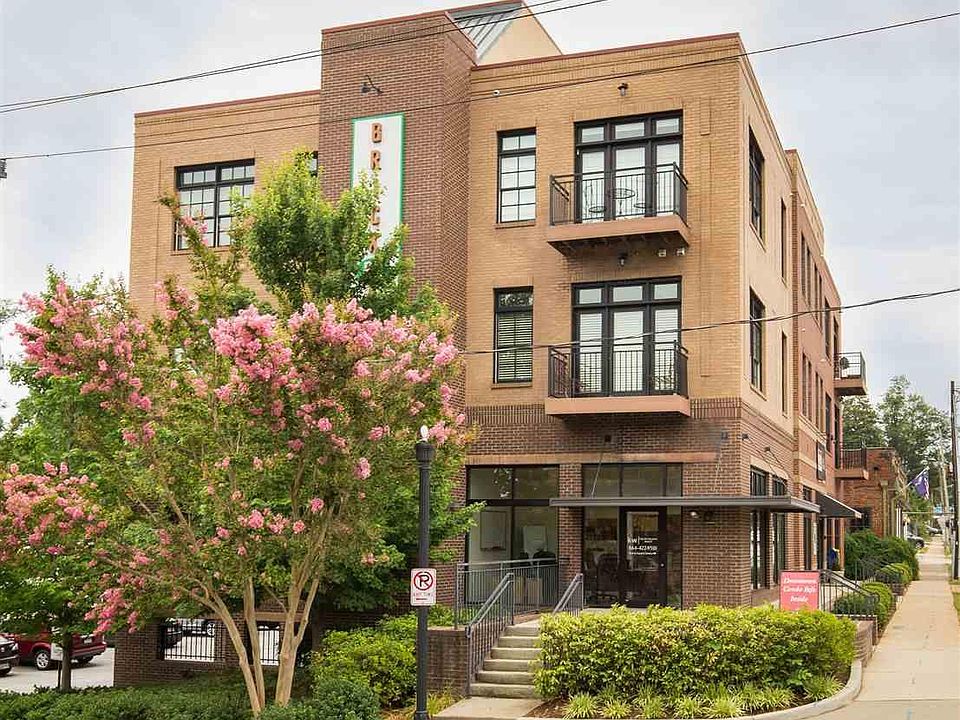 1st image of 301 Augusta St #303