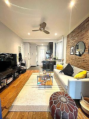 3rd image of 381 E 10th St APT 2