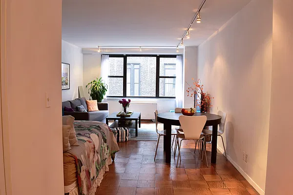 Rented by Owner | media 2