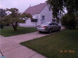 607 W Madison Ave, Magnolia, NJ 08049