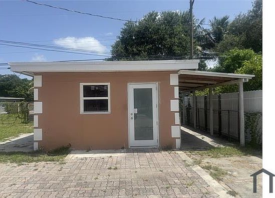 1st image of 1040 NW 140th St