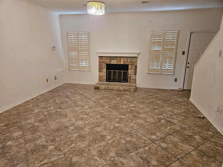 9800 Pagewood Ln #2404 — Photo 6