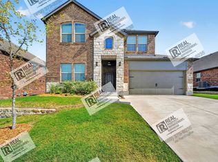 208 Twin Oak Rd, Fate, TX 75087