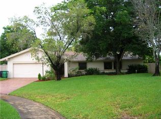 11600 SW 108th Ter, Miami, FL 33176