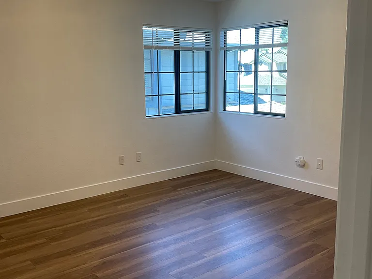 7835 Medallion Way — Photo 30