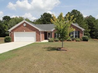 1910 Brenda St, Statham, GA 30666