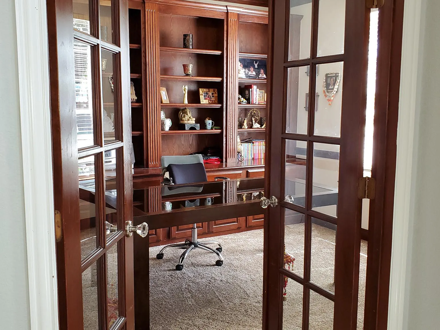 5 bed, 4031 sqft, $4,200 — Photo 4