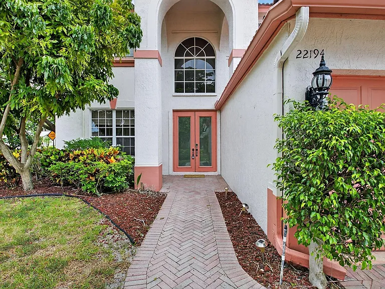 22194 Braddock Pl — Photo 7