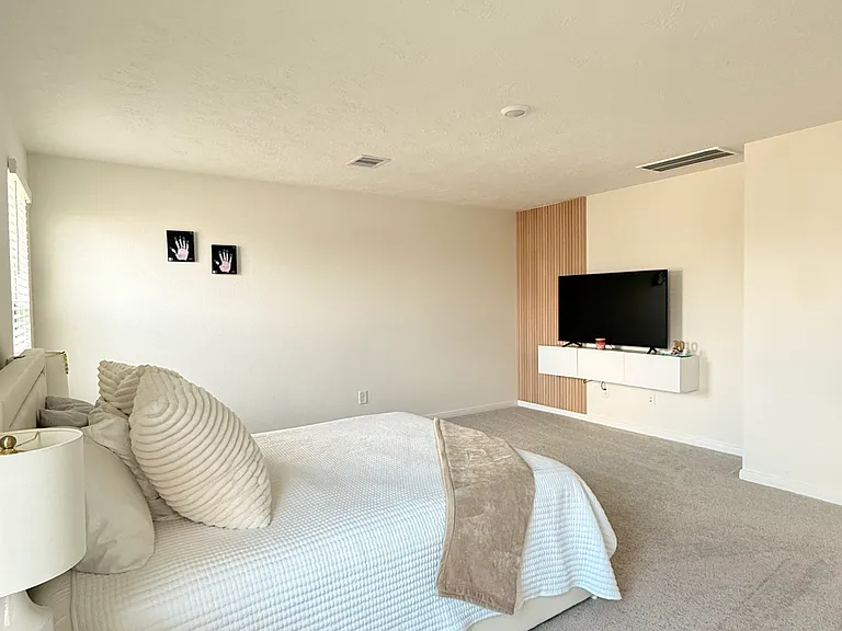 15707 Winter Heights Dr — Photo 5
