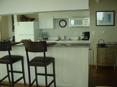 5th image of 4 E Erie St #3512