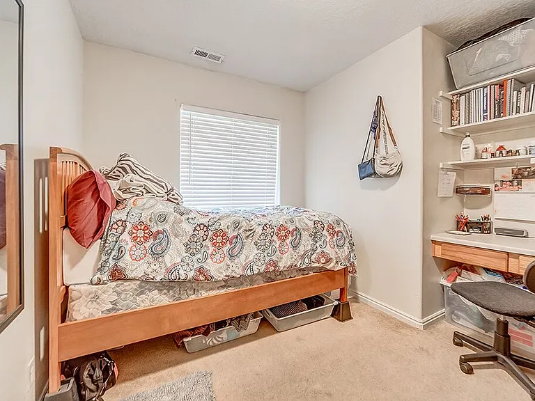 595 N University Ave #222 — Photo 8