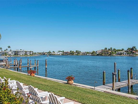2nd image of 3070 Gulf Shore Blvd N