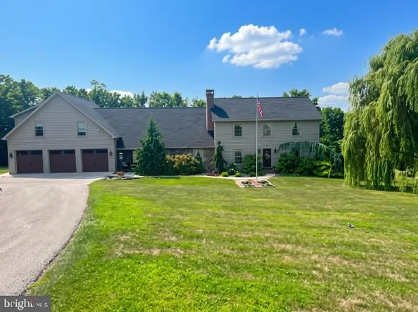 5020 Zeiglers Church Rd, Spring Grove, PA 17362