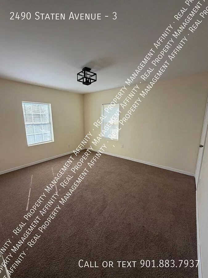 Newly Renovated 1 Bedroom in a Quiet 4 Unit Property. Section 8 Welcome — Photo 2