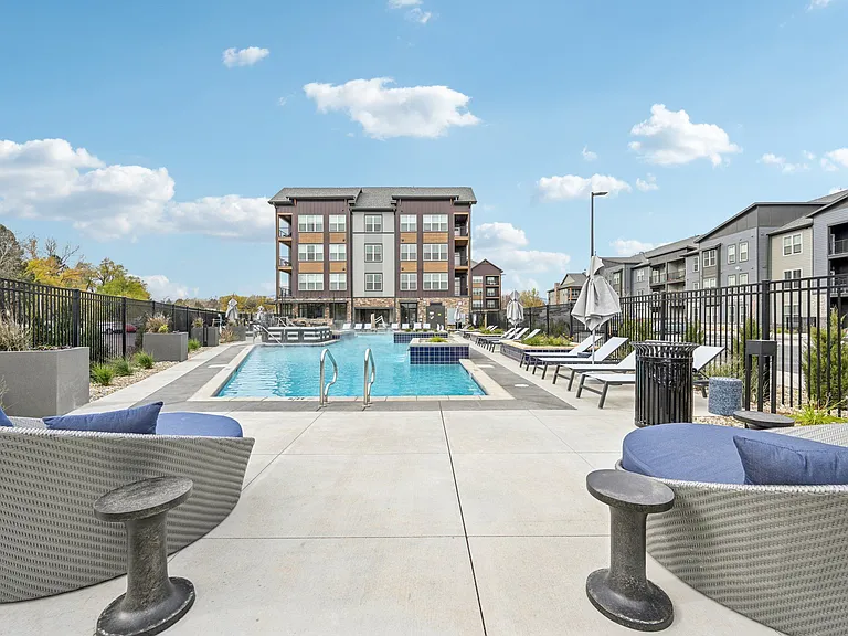 The Quarry Luxury Apartments — Photo 37