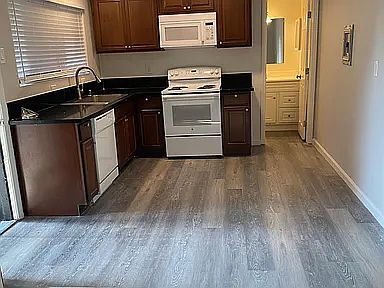 3rd image of 9919 De Soto Ave #33