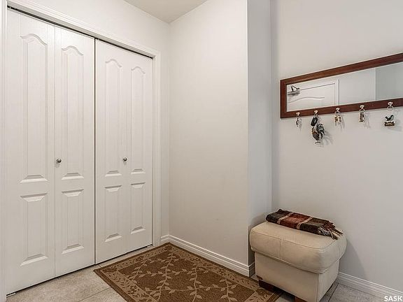 3rd image of UNIT 307-102 Kingsmere PLACE