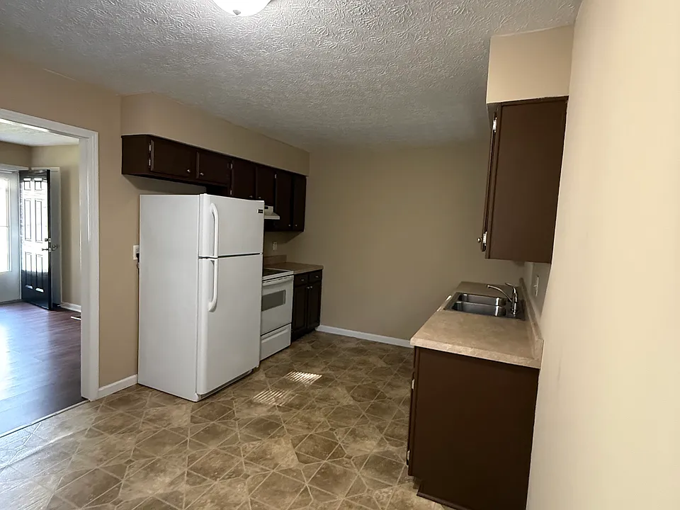 155 Windy Cir