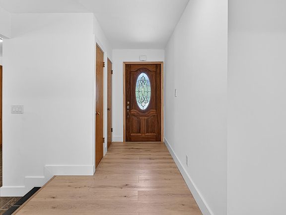 4th image of 8505 Hayden Way