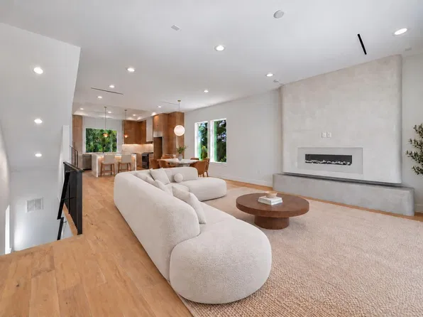 1220 Gregg St, Houston, TX 77020