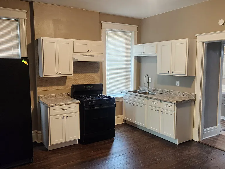 3437 Alberta St #1F — Photo 8