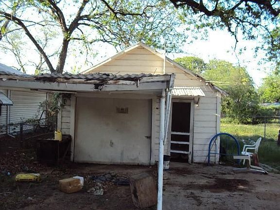 3rd image of 3713 Galvez Ave