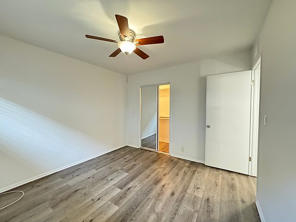 3rd image of 5725 Vineland Ave #25-12