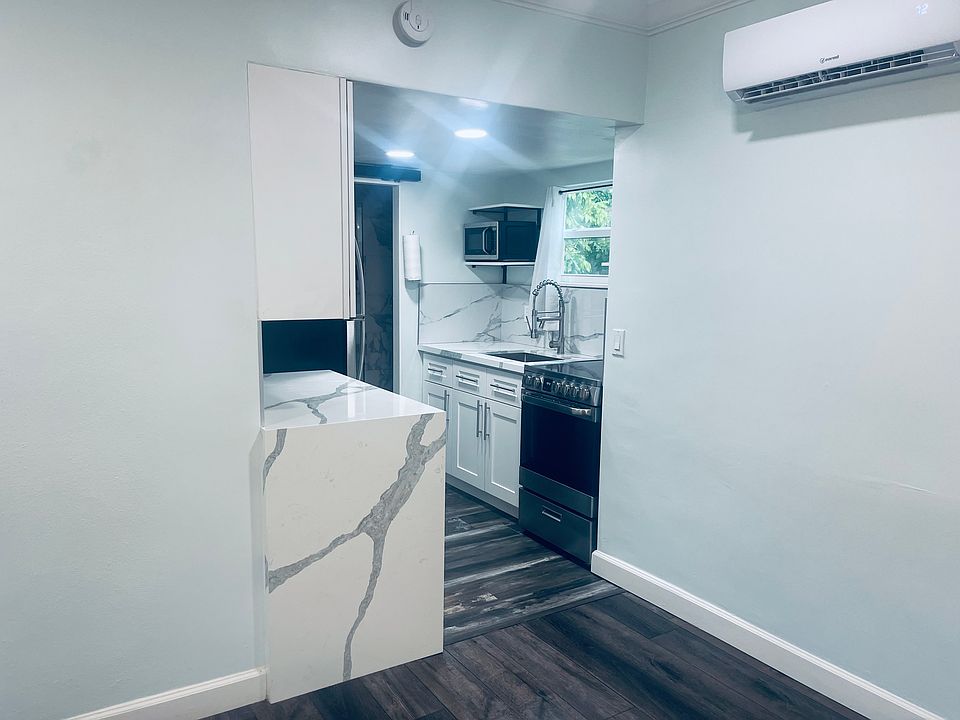 1st image of 506 E Lakewood Rd #5