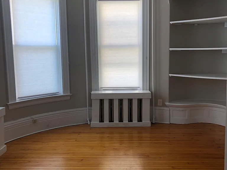 140 Cottage St #1 — Photo 7
