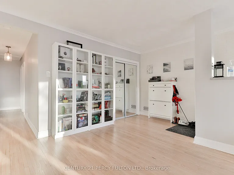 253 Chine Dr — Photo 3