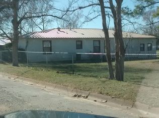 1605 Mockingbird Lane, Bridgeport, TX 76426