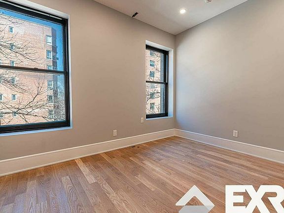 2nd image of 123 8th Ave #3B
