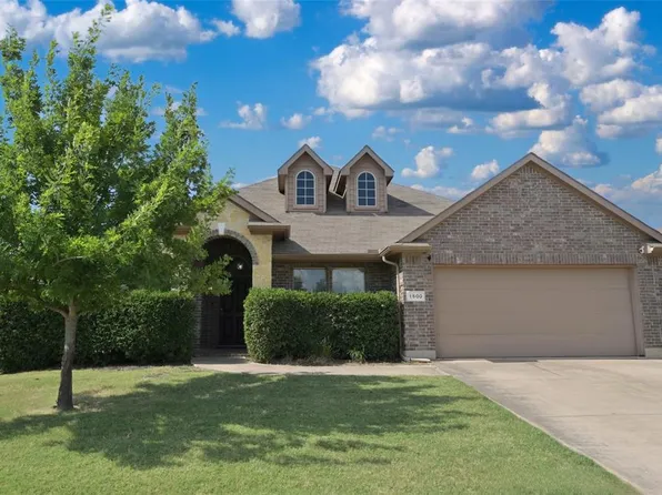 1500 Dun Horse Dr, Haslet, TX 76052
