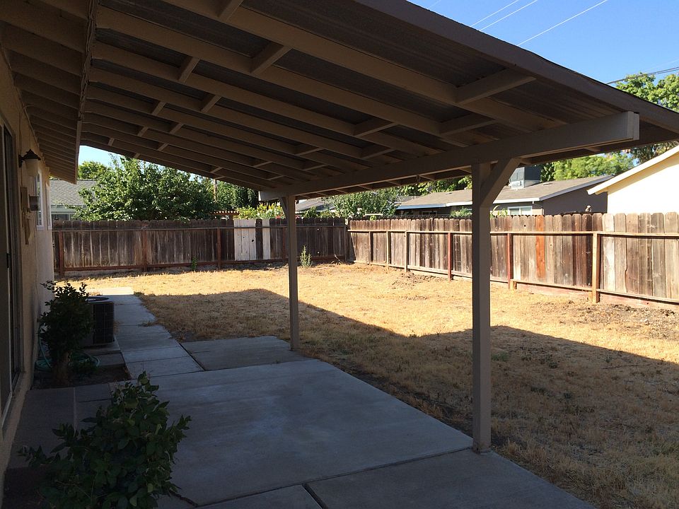 425 N Santa St, Los Banos, CA 93635 Zillow