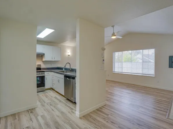 Park Crest Townhomes