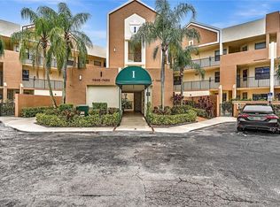 7618 Fairfax Dr #110, Tamarac, FL 33321