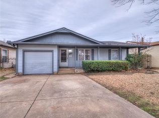 1033 S Miles Ave, El Reno, OK 73036