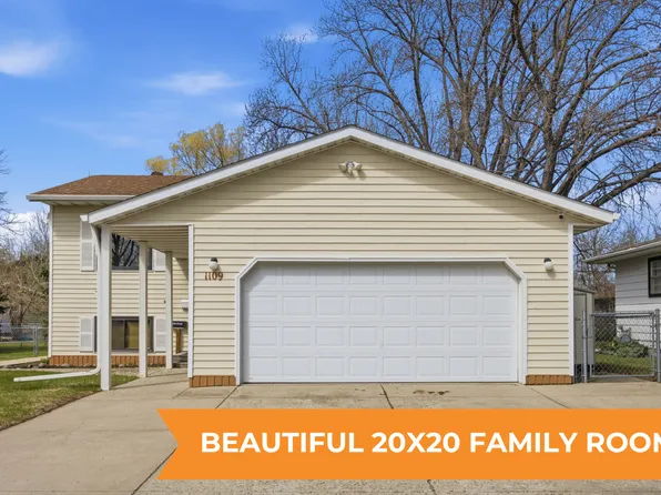 1109 9th St N, Moorhead, MN 56560