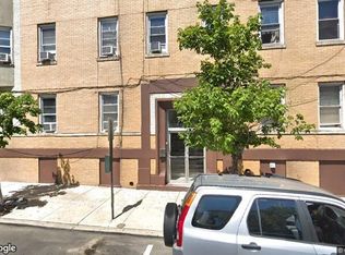 300 14th St #6, Union City, NJ 07087