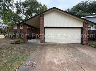 9228 S Norwood Ave, Tulsa, OK 74137